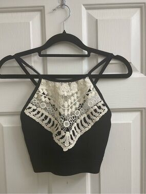 CROP OR BRALETTE Top